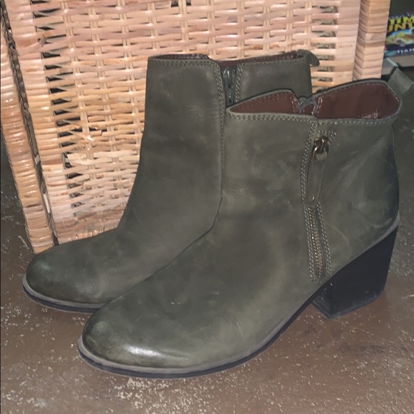 Suede booties - Picture 1 of 2